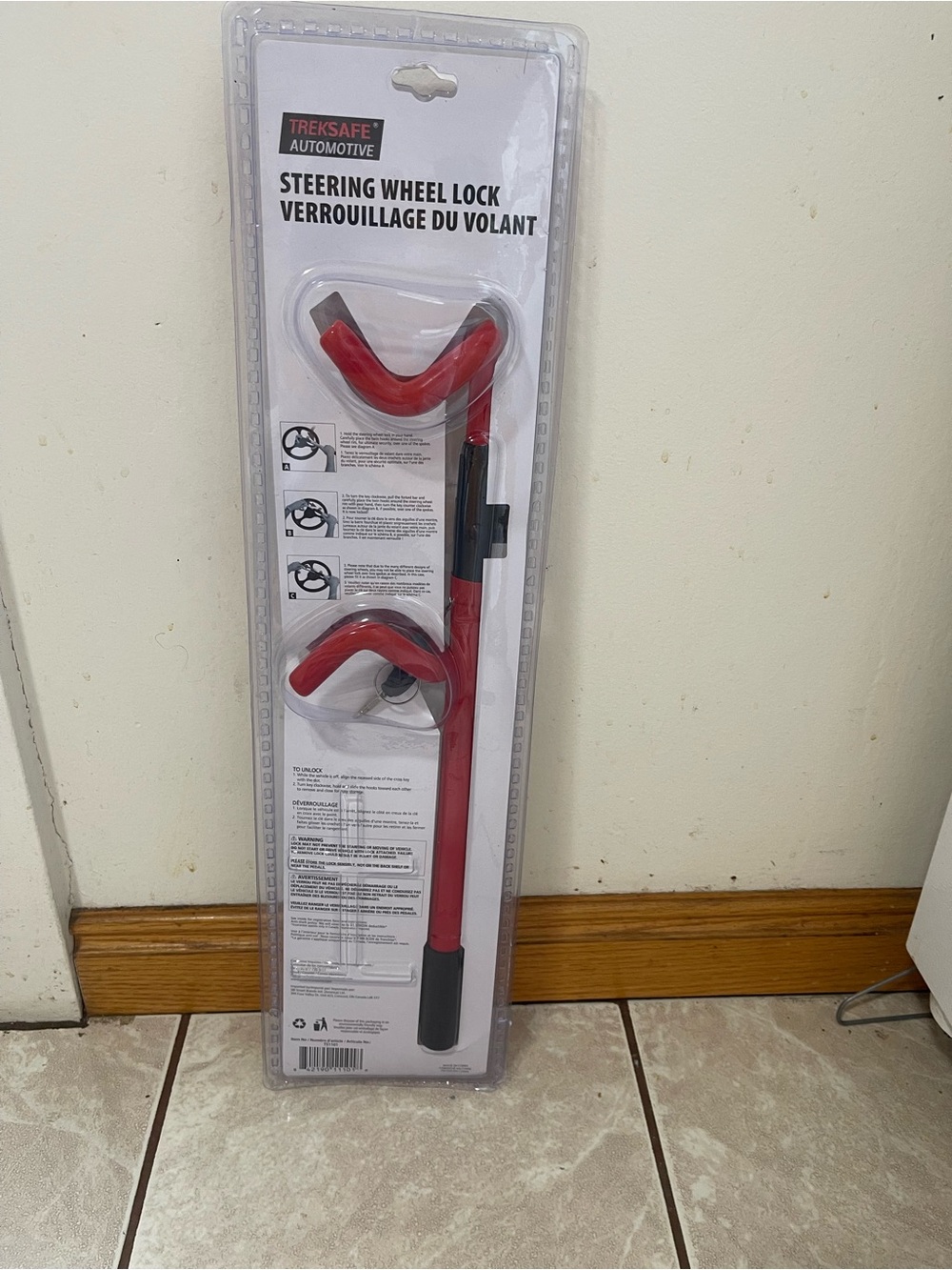 TREKSAFE Red Steering Wheel Lock - Automotive Anti-Theft